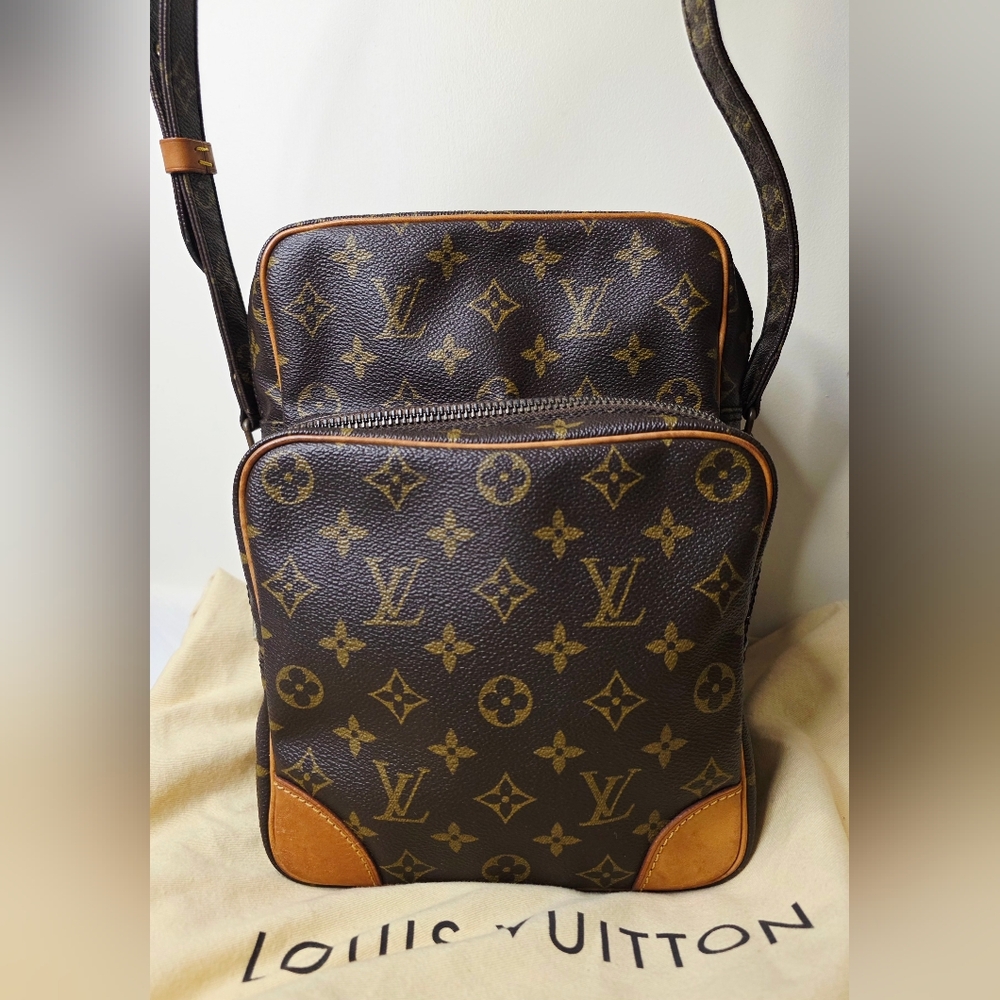 ❌SOLD❌ 🚨RARE🚨 🔥LV Amazone MM🔥 - Picture 2 of 16
